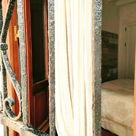 Carola Guesthouse 塔里法 外观 照片