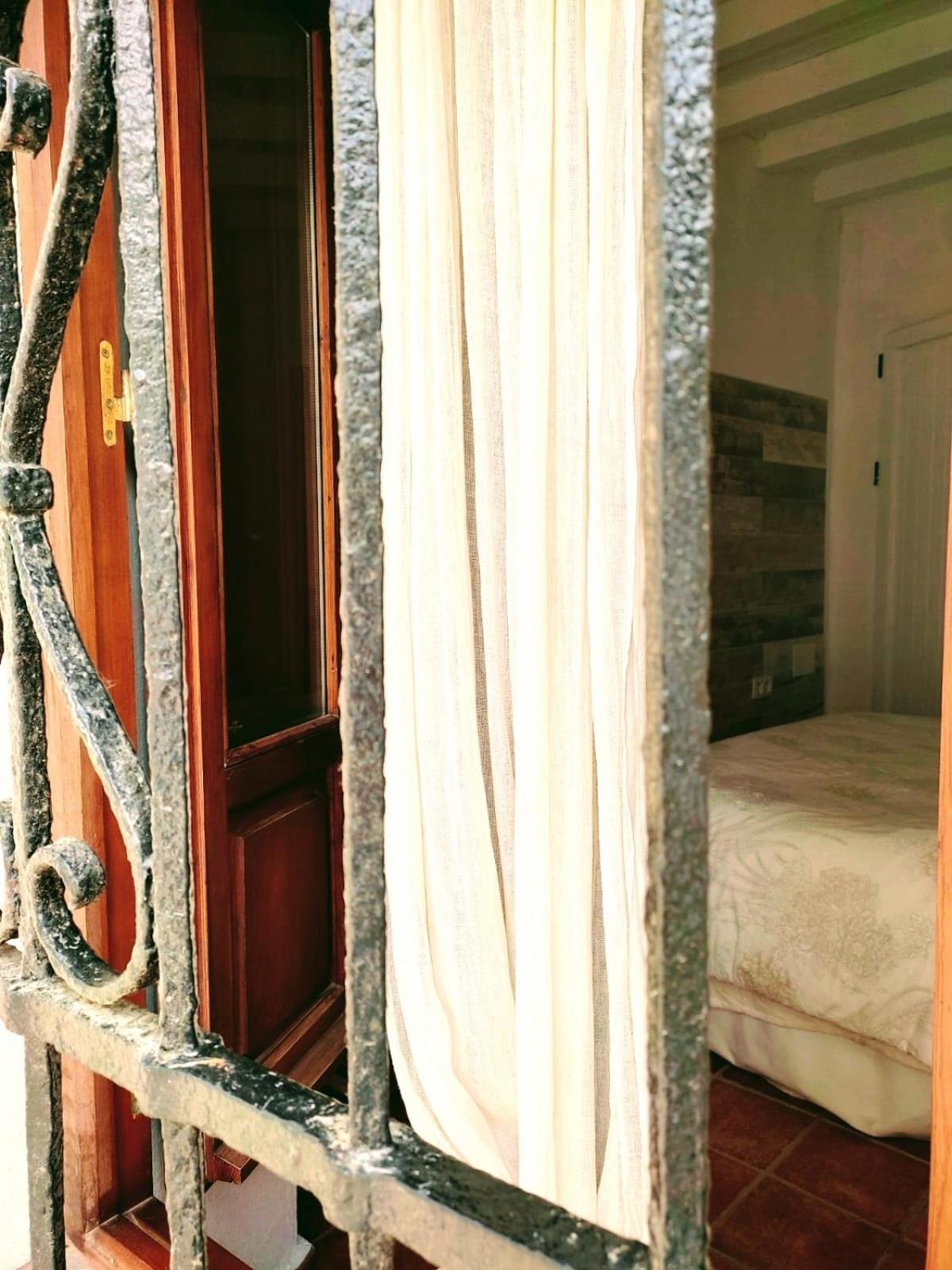 Carola Guesthouse 塔里法 外观 照片